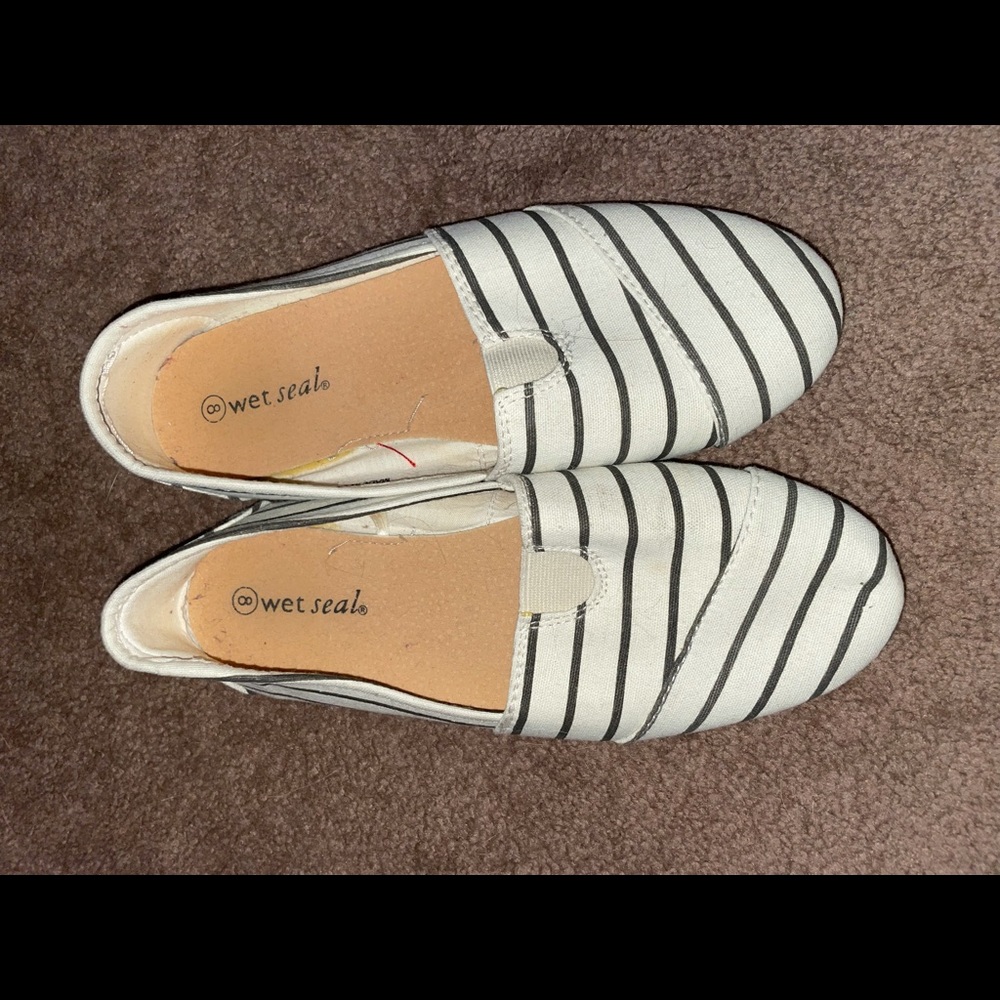 Women's Wet Seal Slip-on Striped Shoes